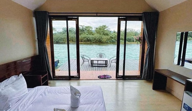 Heun Phea Meuang Feuang Riverside2 in Muang Fuang