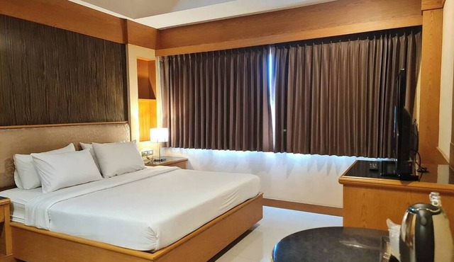 The Rich Hotel Rama 5