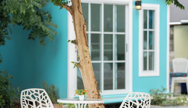 UrbanNest Hostel