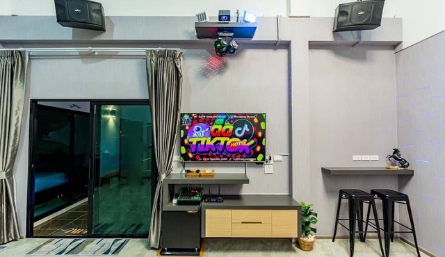 58-20 Pool Villa in Cha-am