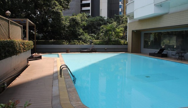 Chic 2-bedroom condo with WiFi, AC in brilliant Krung Thep Maha Nakhon