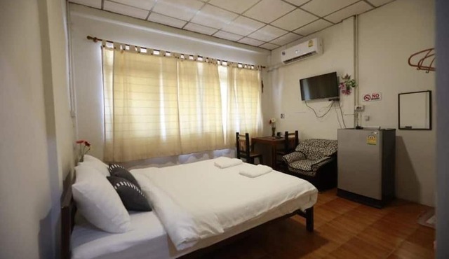 Banana Hostel Donmuang