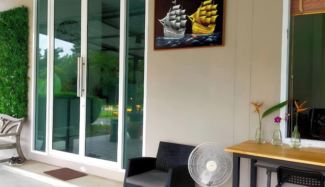 Davy'S Cottage Phuket in Thep Krasattri