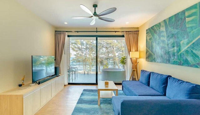Emmarin Villa in Thap Sakae