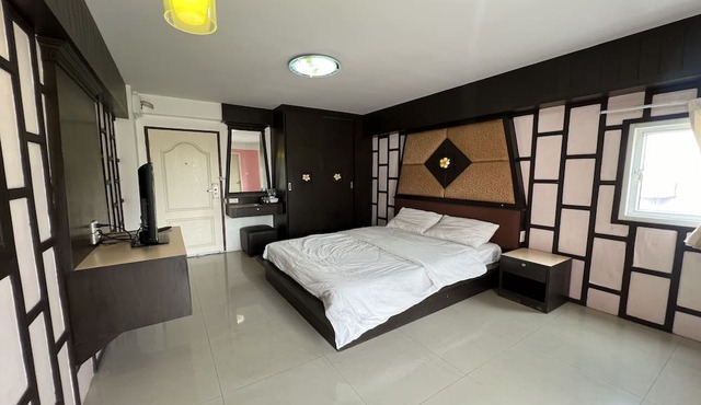 Phongsathon Mansion