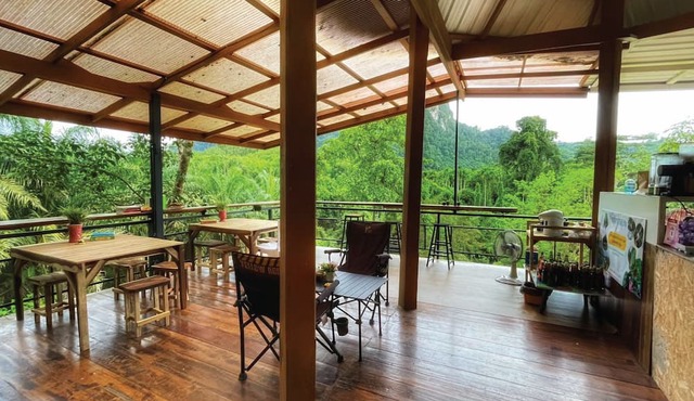 Amornkeeree Khao Sok Camping