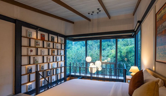 The Stream House at Mae Kampong
