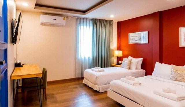 PloyBuri Boutique Hotel