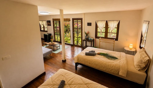 Vanara Bungalows in Ko Chang
