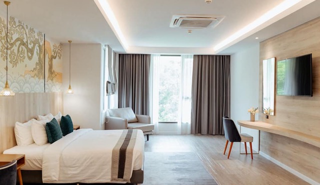 RUS Hotel&Convention