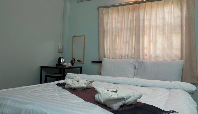 Lotus Blanc Homestay Villa in Battambang