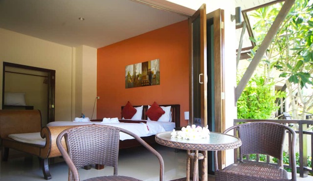 Saphli Villa Beach Resort