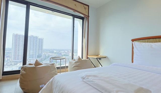 The Royal City Hotel