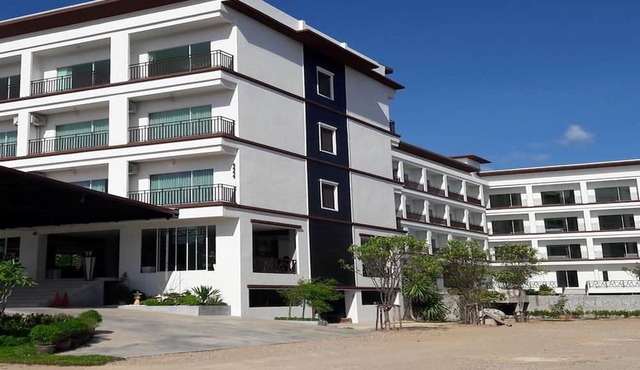 Southgate Residence Hotel in Chumphon
