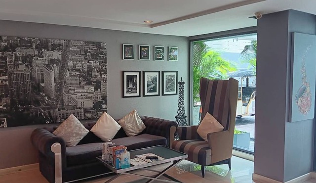 J RESIDENCE THONGLOR 8 in Bangkok