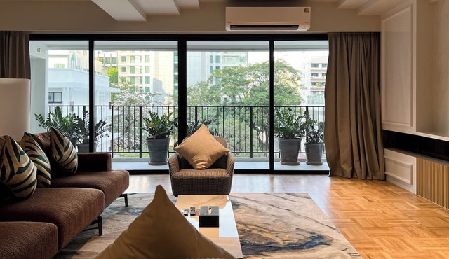 Floral Court Hotel & Residence Sukhumvit 13