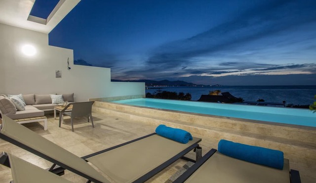 Skye Beach Hotel in Koh Samui