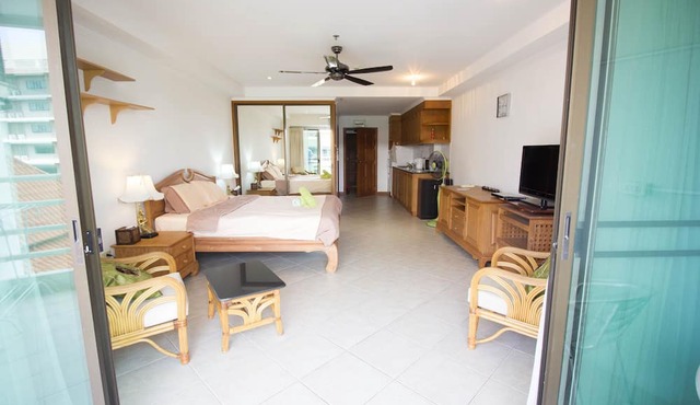 View Talay 5C studio condo 115