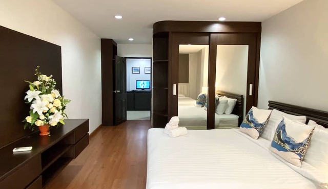 14 Place Sukhumvit Suites - SHA Plus