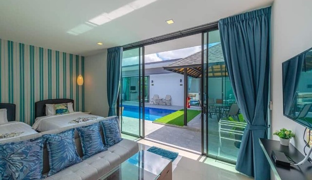 Lespalm Resort by Vacayandco in Si Sunthon