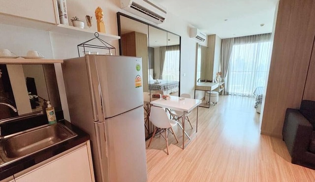 Infinity Pool/Sky Bar/City View/1 min walk to BTS/W District/Family Friendly