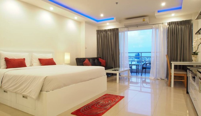 Viewtalay6 by Pat 42 in Pattaya