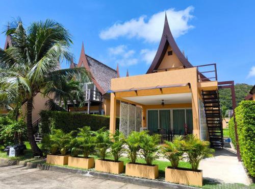 4 Bedroom Deluxe Beach Villa 21C, Blue Haven Bay Resort in Ko Chang