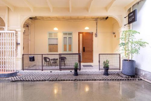 Spacious Heritage House Prime Location Family Stay