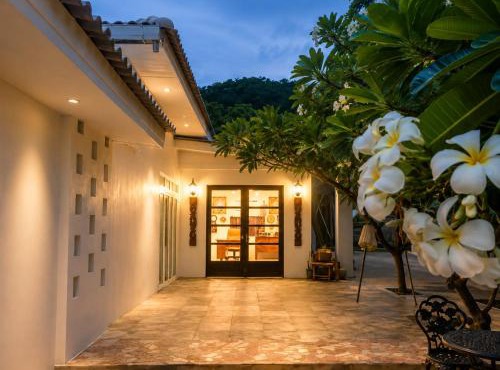 โรสชาเลต์ Rose Chalet