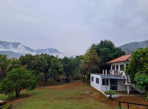 Mountain Front Family Home Big Balcony For 4 Rare Birds, Bikes in Ban Wang Malako