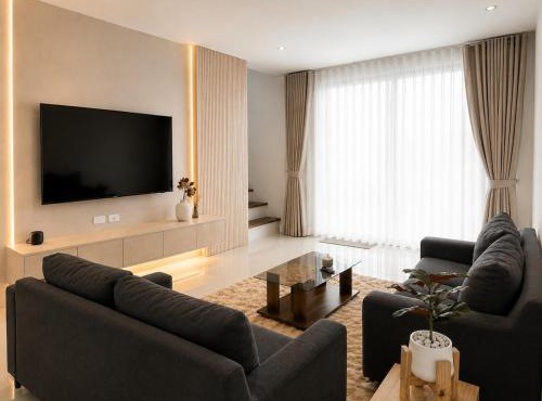 4BR House, Near Airport & Mega Bangna, Pool &Gym