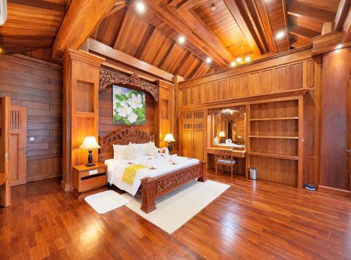 Try Palace Resort Kep in Kep