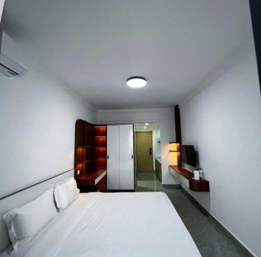 NIGHT MARKET HOTEl in Phnom Penh