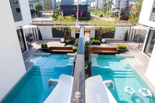 Villas in Sathani Khlong Rian, Thailand in Sathani Khlong Rian