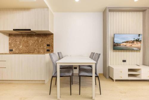 Ozone Apart-Hotel At Bangtao By Tropiclook in Phuket
