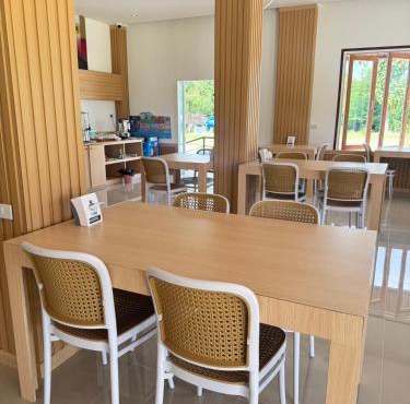 โรงแรม พราว น้ำพอง Proud Namphong Hotel in Nam Phong