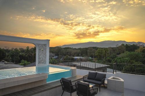 Thana Skypool villa