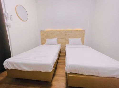 latitude 14 Room & breakfast
