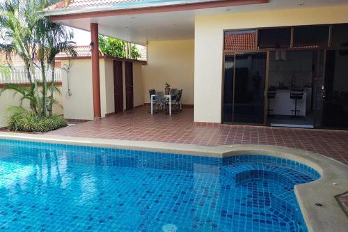 Bacchus Home Resort Pranburi