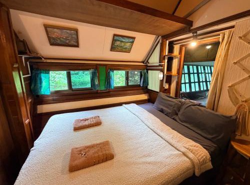 Good Life Dacha Riverside & Parkside Retreat in Pai
