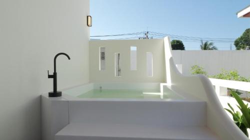Pukawa Hotel & Residence