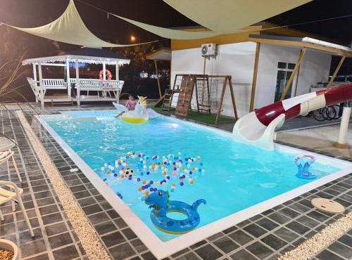 My friend private pool villa