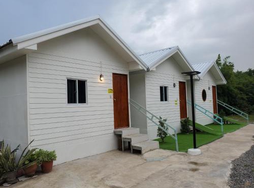 บ้านสวนบ่อทอง