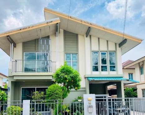 Private & Peaceful House 15 Mins From BKK Airport in Bangkok