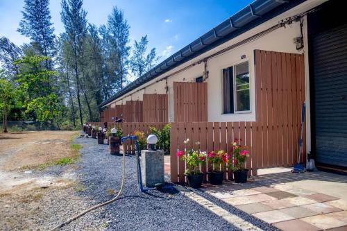Koh Kho Khao Guest House
