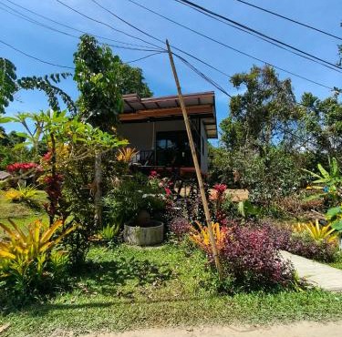 Khao Sok Nung House in Khao Sok National Park