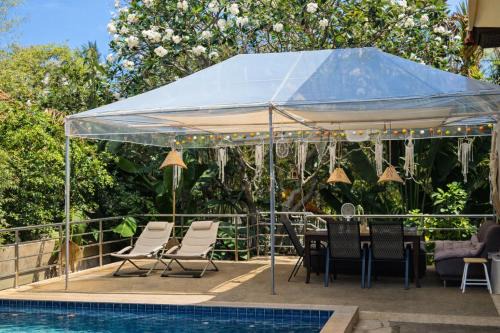 SAMUI BOHO Family Villa 4BR with Pool Renovated 2026 in Amphoe Koh Samui