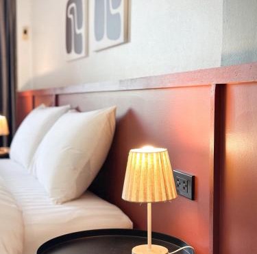 Quicky Stay Hotel Suphanburi