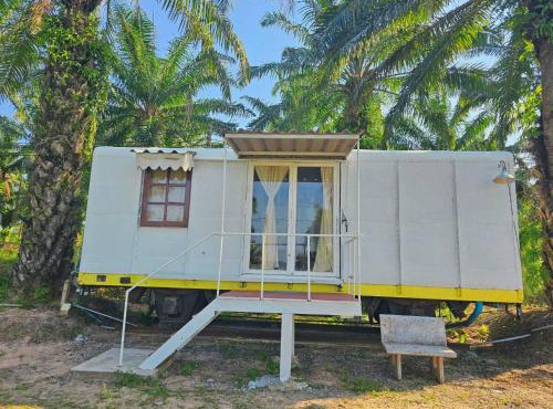 ภูผาหน้าเล PhuPha-NaLay Cafe'n Camping