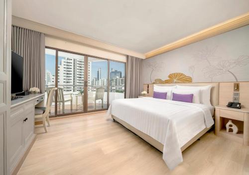 Centre Point Sukhumvit 10 in Bangkok